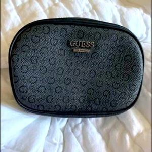 Guess belt bag (BNWT)